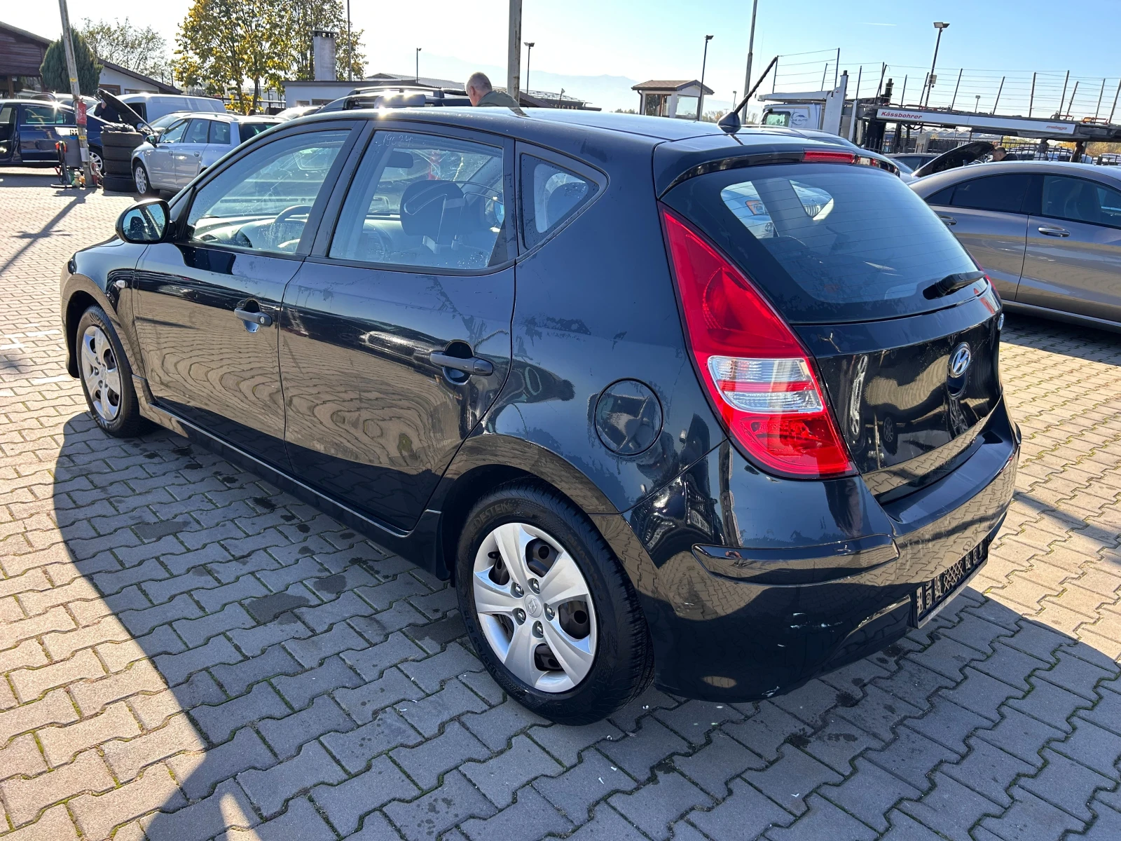 Hyundai I30 1.4i EURO 4 - изображение 8
