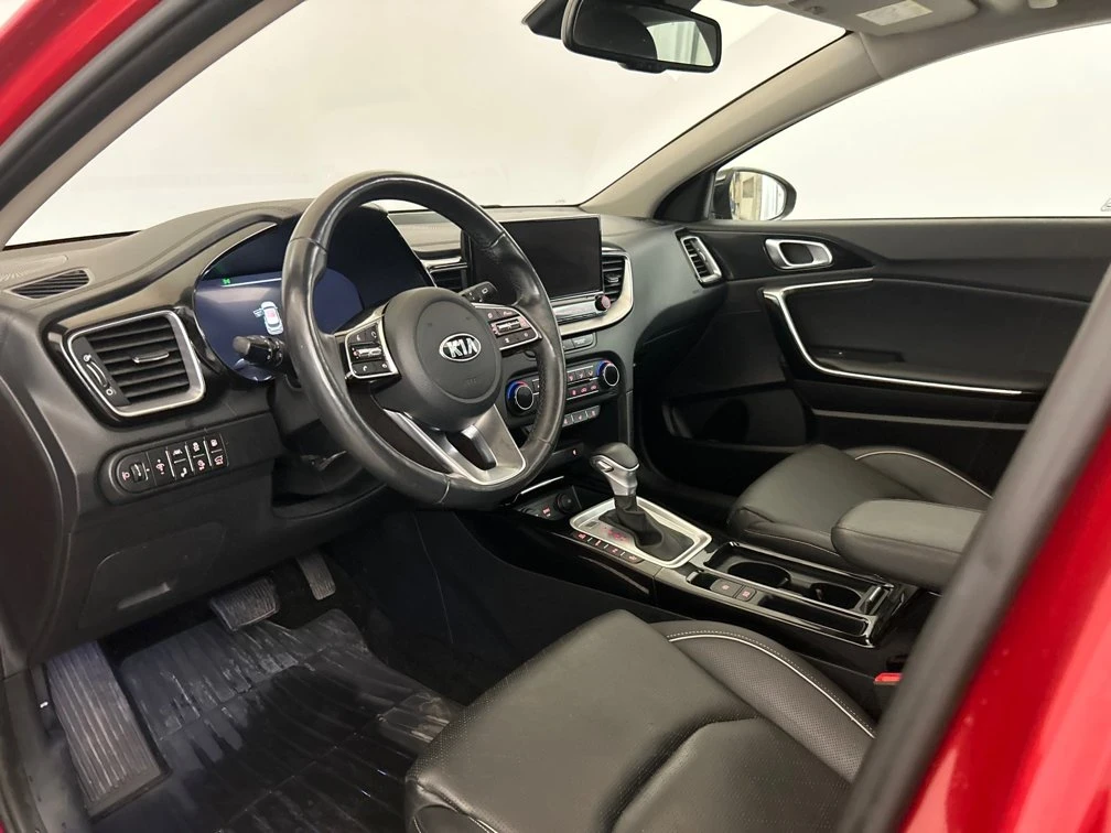 Kia XCeed Plug in Hybrid 141ps  | Mobile.bg   6