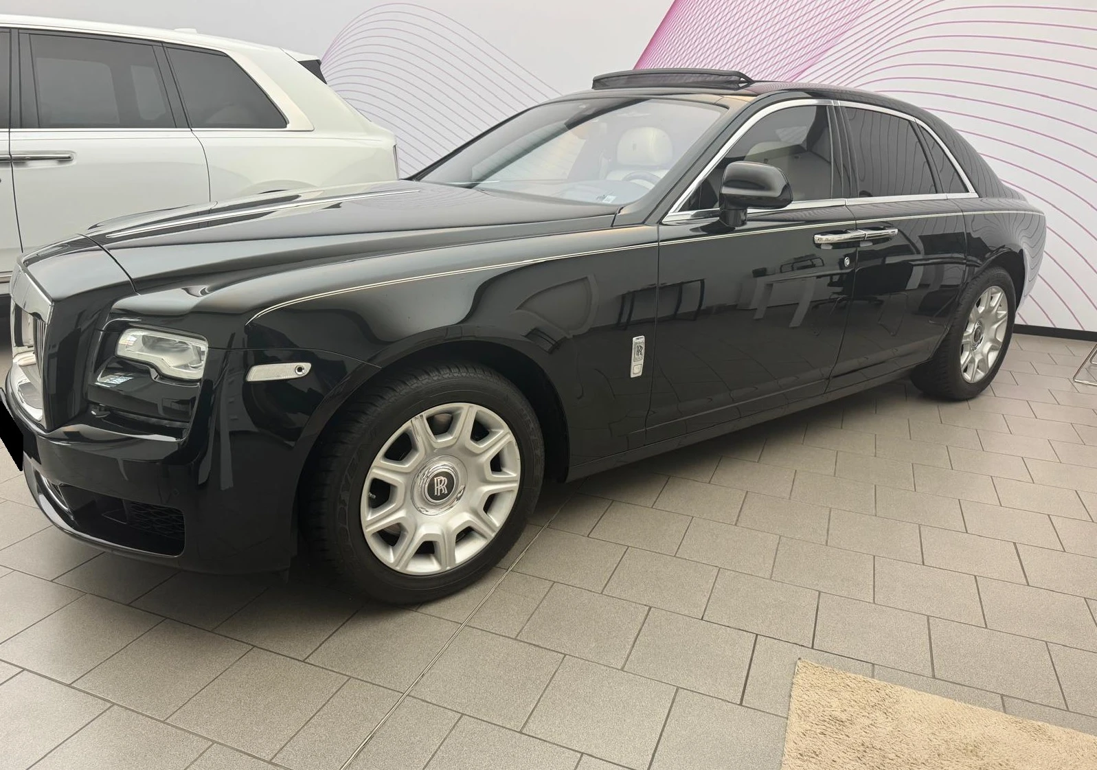 Rolls-Royce Ghost 6.6 V12 Twin-Turbo, снимка 3 - Автомобили и джипове - 53809875