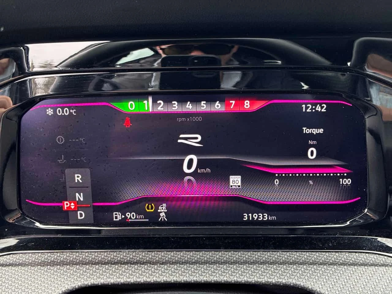 VW Golf * DSG * ПОДГРЕВ* KEYLESS* NAVI* , снимка 8 - Автомобили и джипове - 53861645