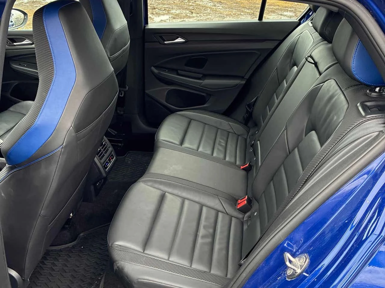 VW Golf * DSG * ПОДГРЕВ* KEYLESS* NAVI* , снимка 12 - Автомобили и джипове - 53861645