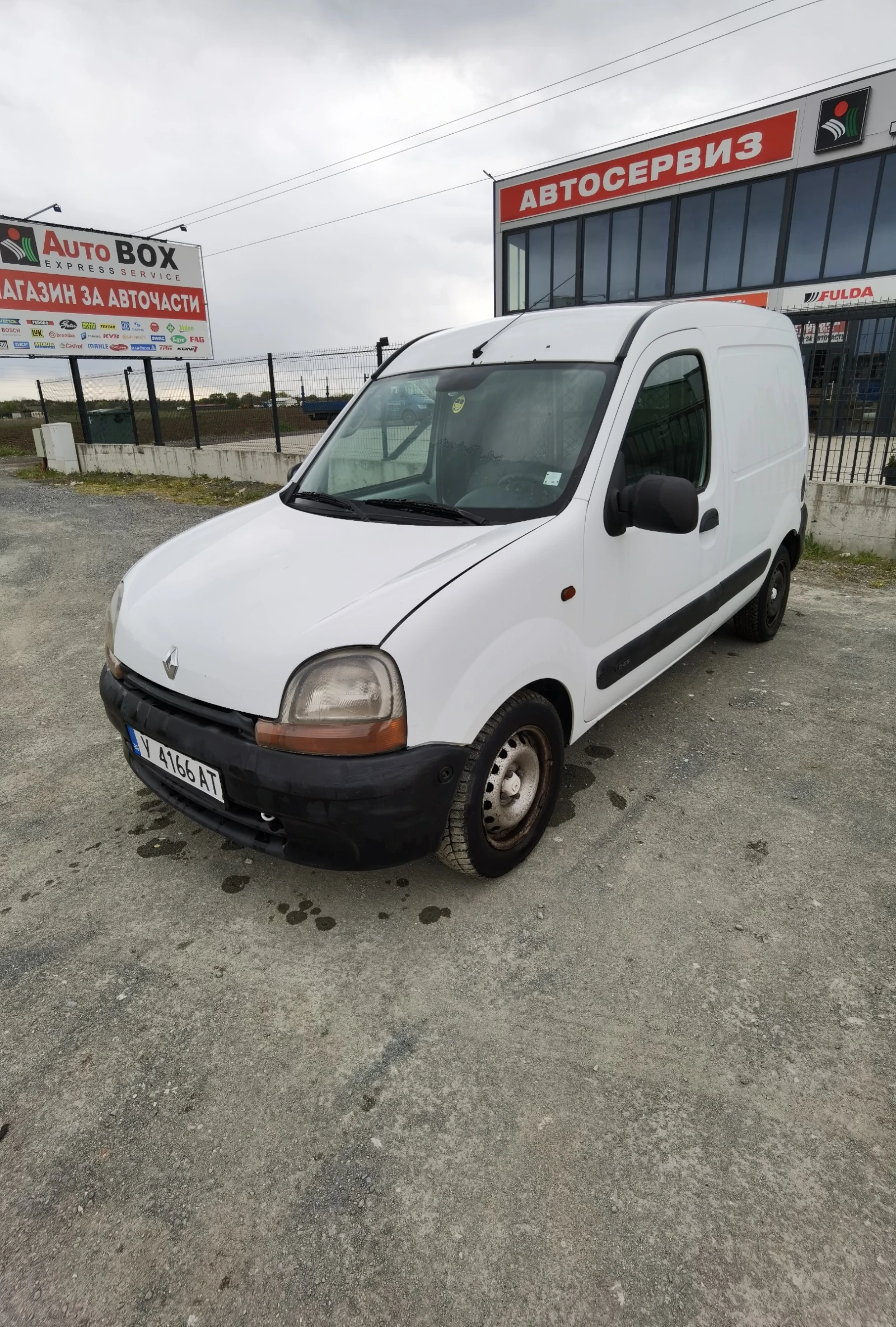 Renault Kangoo 1.9, снимка 2 - Автомобили и джипове - 54151020