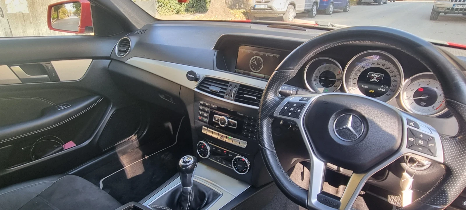 Mercedes-Benz C 180, снимка 11 - Автомобили и джипове - 54576975