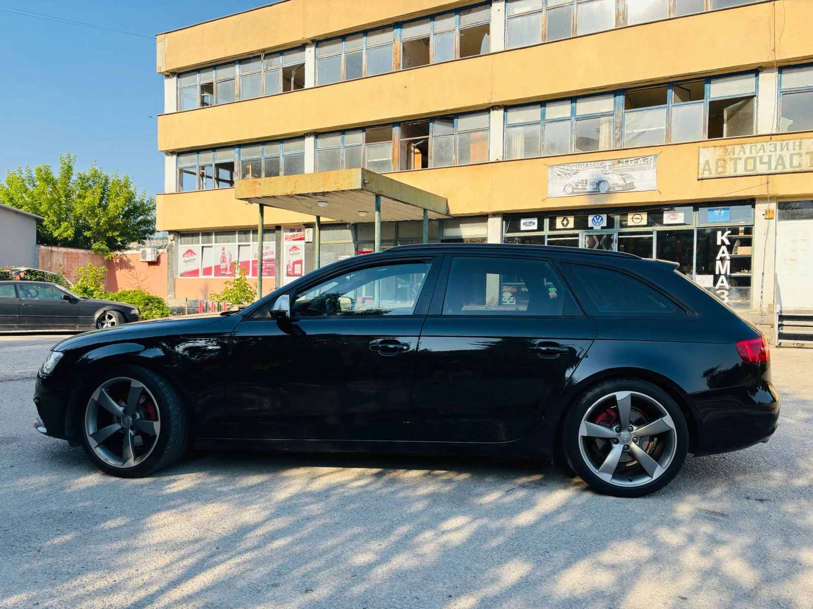 Audi A4, снимка 4 - Автомобили и джипове - 54935694
