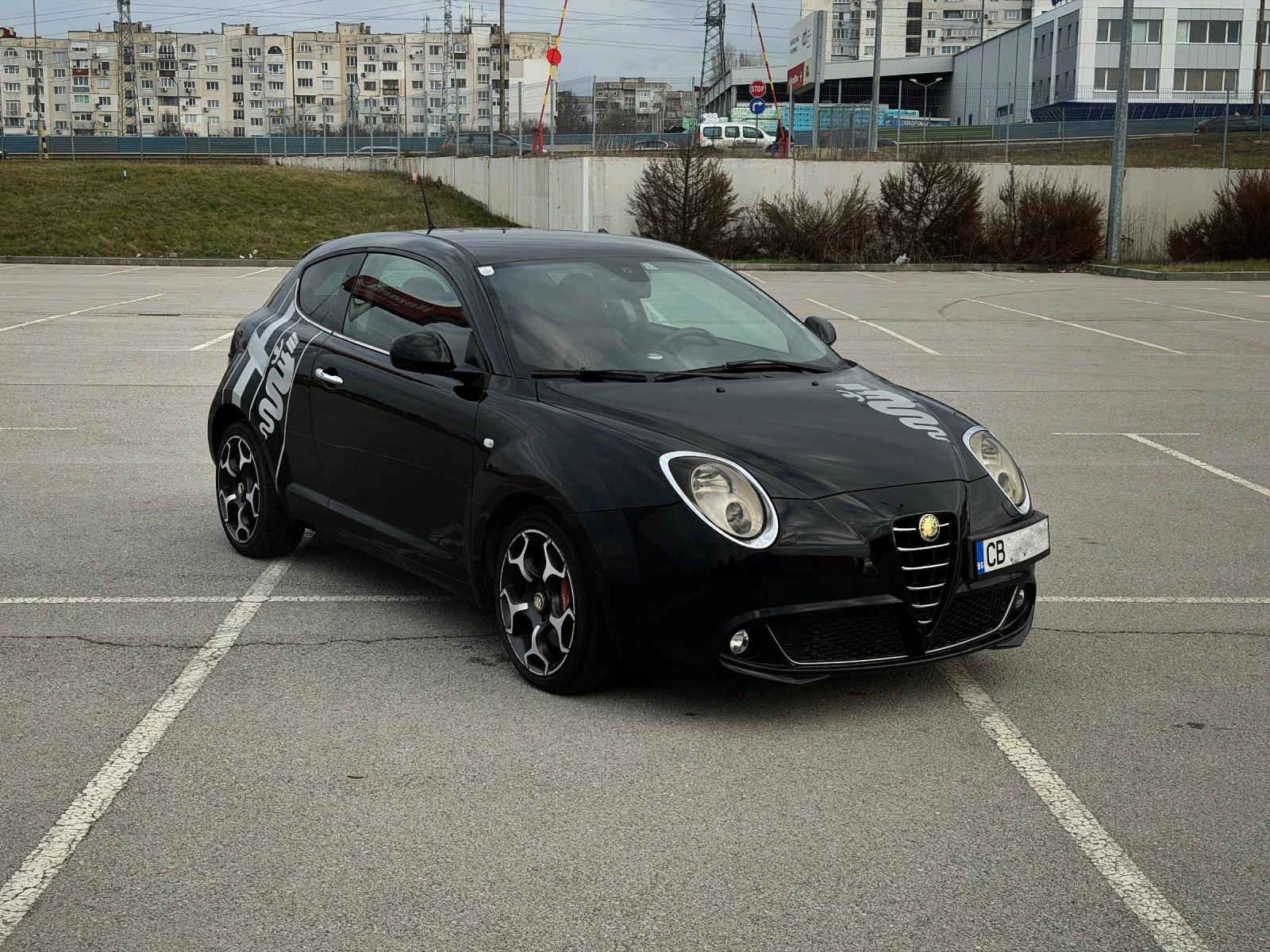 Alfa Romeo MiTo 1.4T 155к.c. / Кожа / QV / BOSE, снимка 2 - Автомобили и джипове - 54986196