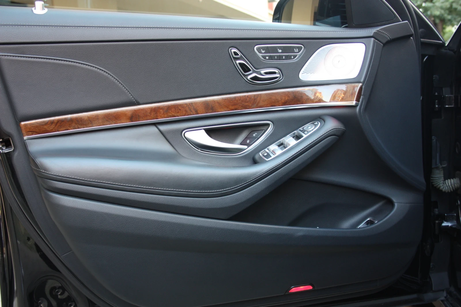 Mercedes-Benz S 350 4matic, Burmester, снимка 14 - Автомобили и джипове - 55219890