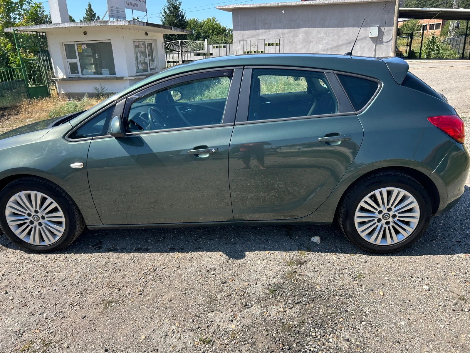 Opel Astra, снимка 5 - Автомобили и джипове - 55475474