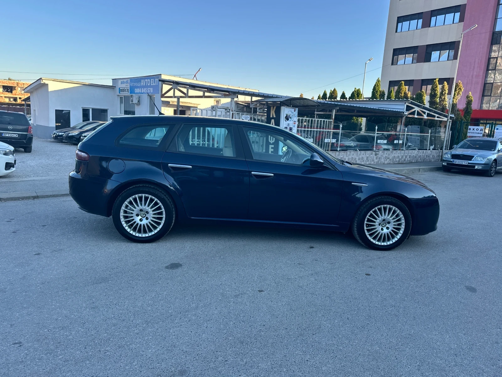 Alfa Romeo 159 sportwagon 1.9M-JET - РЕАЛНИ КИЛОМЕТРИ - УНИКАТ, снимка 4 - Автомобили и джипове - 56111218