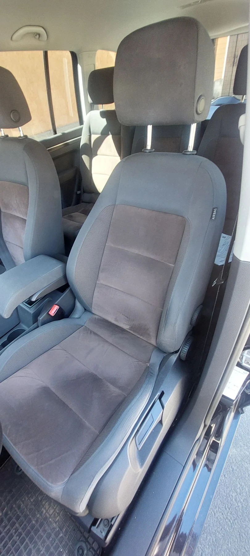 VW Touran Tsi ecofuel  фабричен Метан, снимка 10 - Автомобили и джипове - 56718928