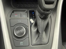 Toyota Rav4 * Hybrid XLE * CARFAX * ОПЦИЯ ЗА ФИНАНСИРАНЕ * , снимка 13