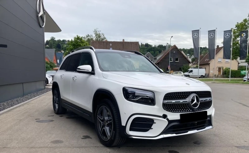 Mercedes-Benz GLB 220 4Matic = AMG Line Advanced Plus= Гаранция, снимка 1 - Автомобили и джипове - 47864221