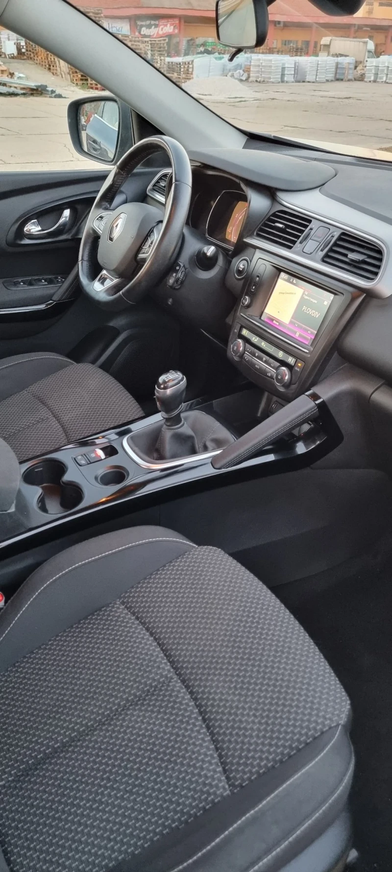 Renault Kadjar 1.5dci Energy Zen, снимка 13 - Автомобили и джипове - 52004113