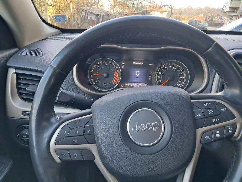 Jeep Cherokee 2000 куб.см , 4х4, снимка 7 - Автомобили и джипове - 52504665