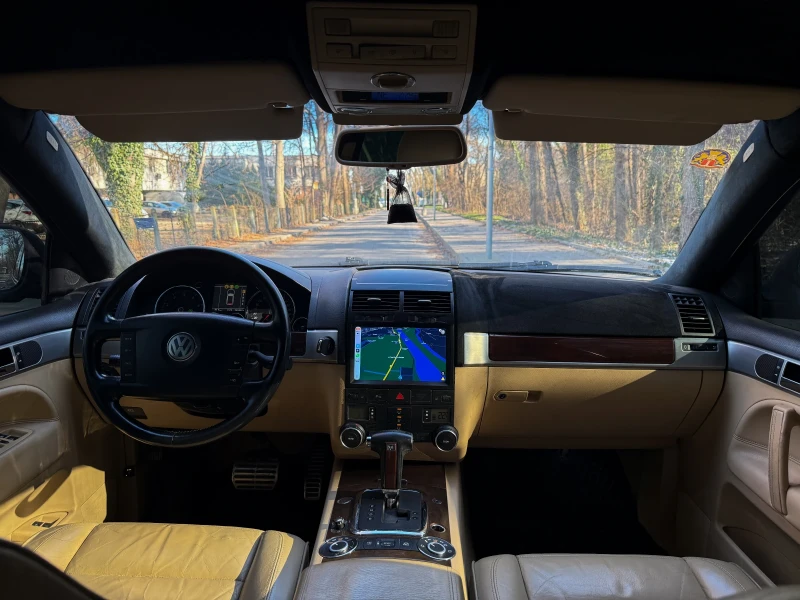 VW Touareg 4.2i, снимка 12 - Автомобили и джипове - 53074226