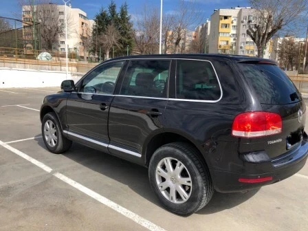 VW Touareg 3.0 TDI , снимка 2 - Автомобили и джипове - 49237053