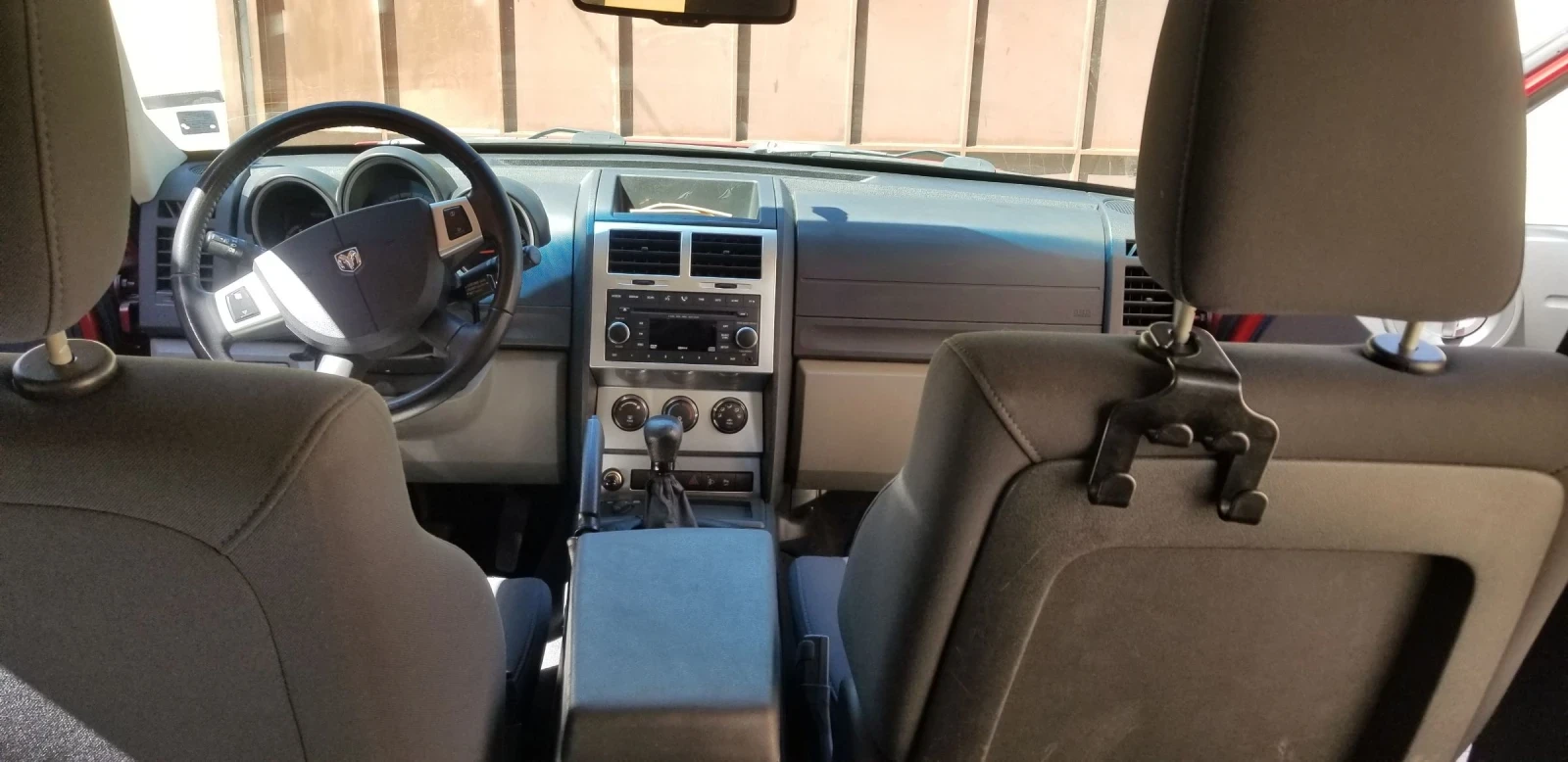 Dodge Nitro  - изображение 8
