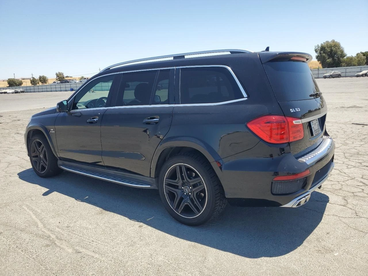 Mercedes-Benz GL 63 AMG  - изображение 4