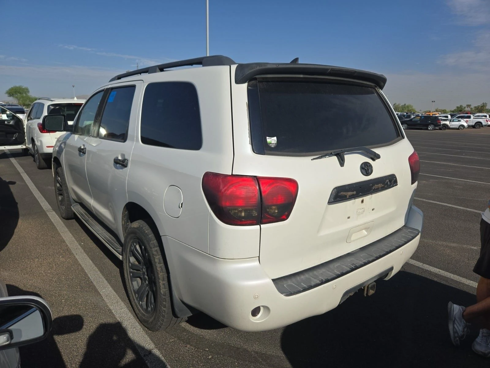 Toyota Sequoia PLATINUM* 5.7 V8* JBL* БЯЛА ПЕРЛА - изображение 6