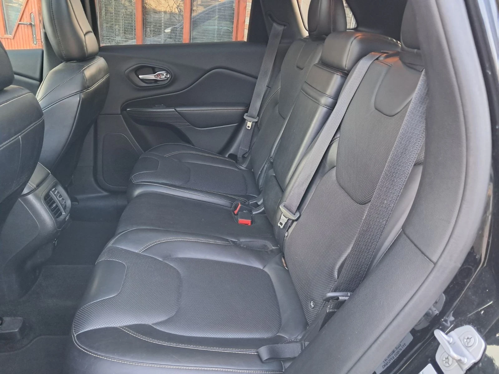 Jeep Cherokee 2000 . , 44 | Mobile.bg   11