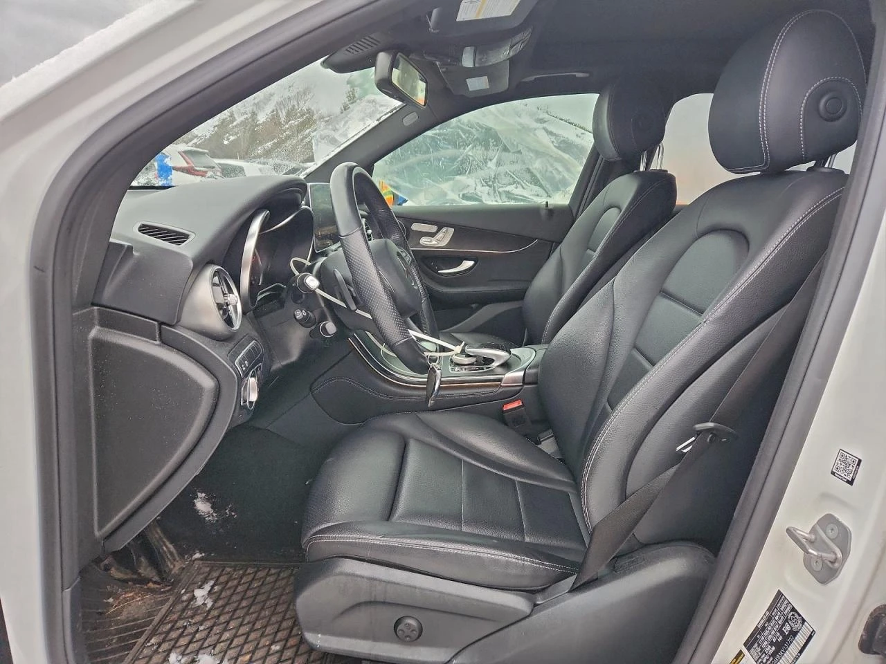 Mercedes-Benz GLC 300 * 4MATIC*  - изображение 10