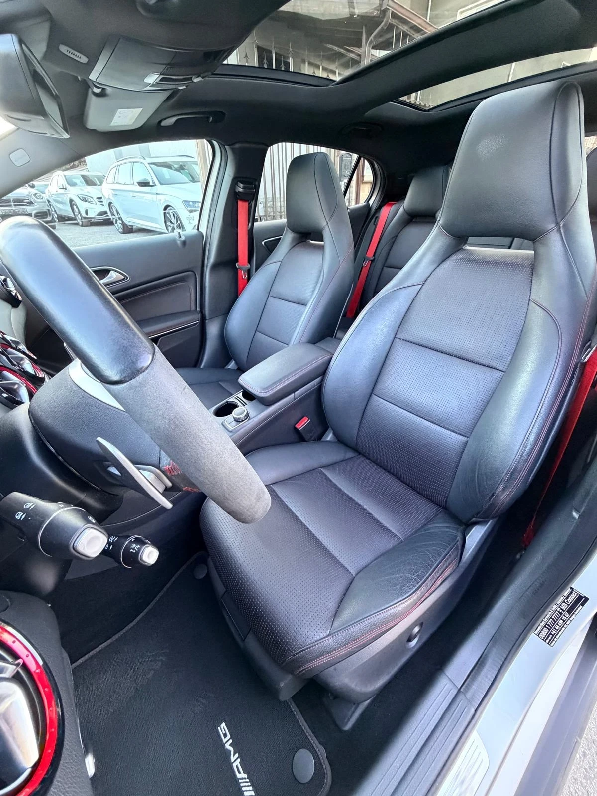 Mercedes-Benz GLA 45 AMG Panorama , снимка 10 - Автомобили и джипове - 53830386