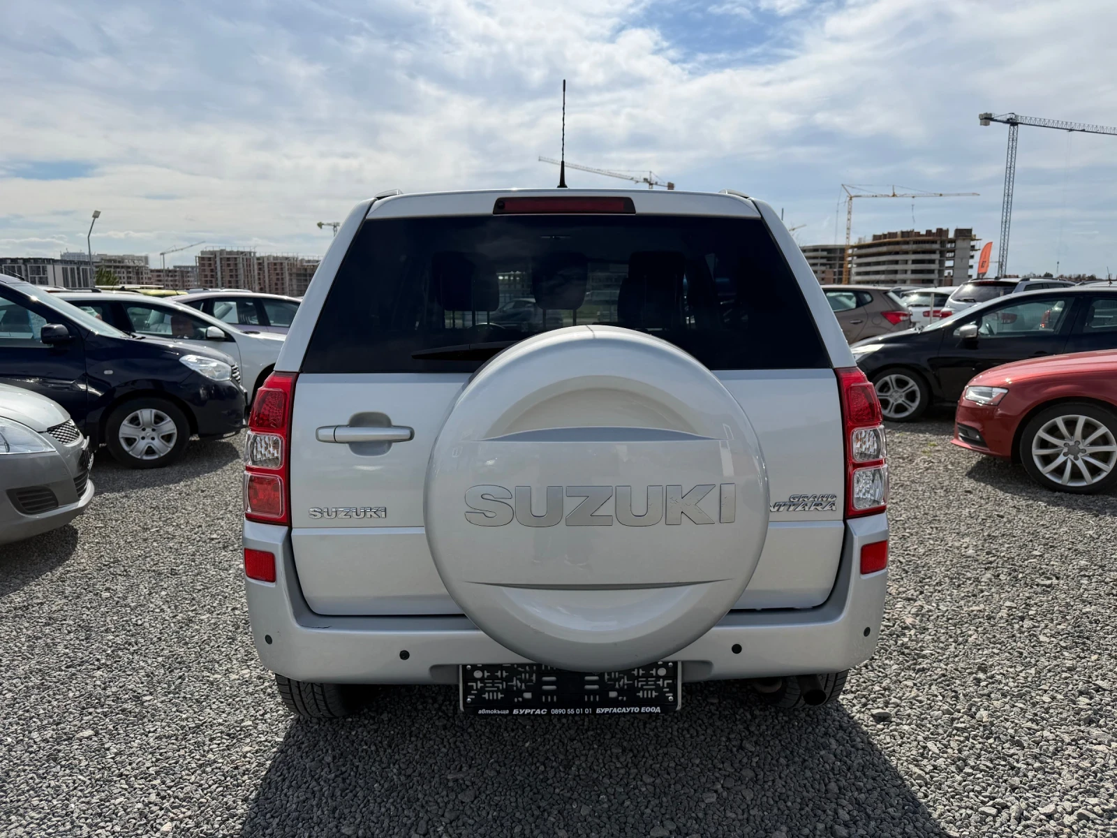 Suzuki Grand vitara 2.0 БЕНЗИН АВТОМАТ 58600км НОВА!!!, снимка 5 - Автомобили и джипове - 54124479