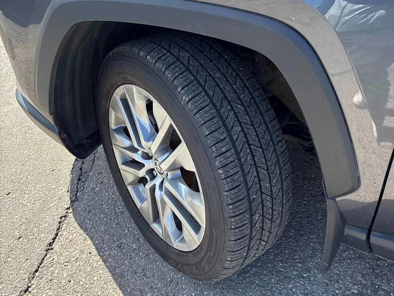 Toyota Rav4 * Limited * CARFAX * ЦЕНА ДО БГ, снимка 13 - Автомобили и джипове - 54520541