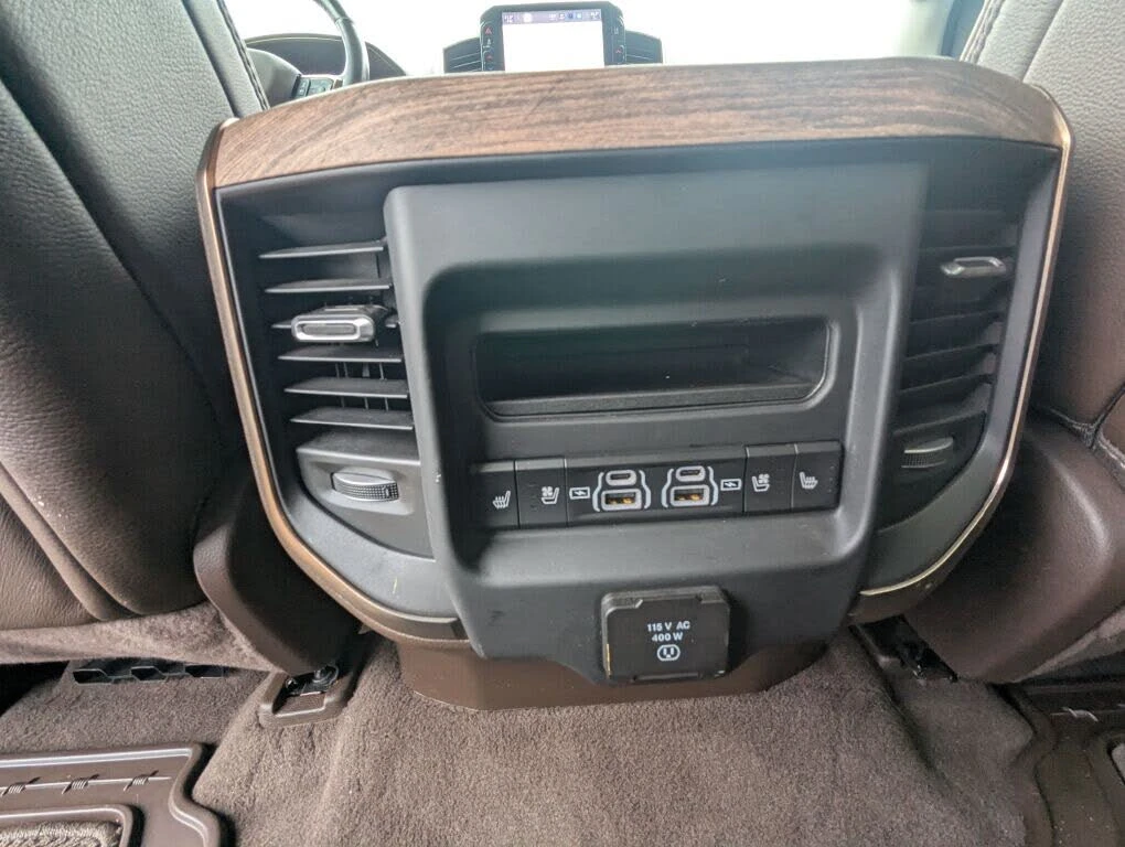 Dodge RAM 1500  Limited Longhorn Crew Cab 4WD, снимка 16 - Автомобили и джипове - 54611829