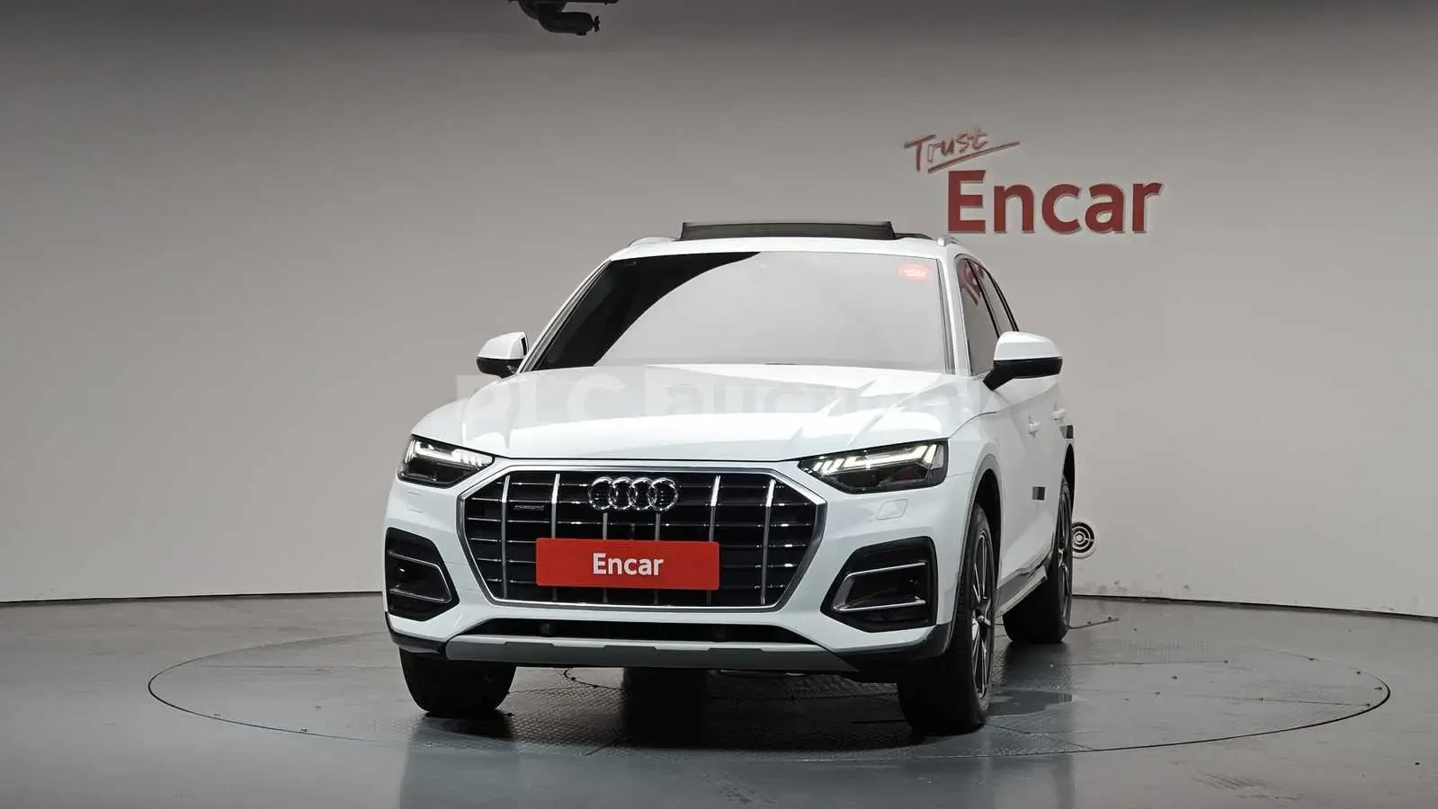 Audi Q5 ПОДГРЕВИ * ПАНО * KEYLESS * АВТОКРЕДИТ , снимка 3 - Автомобили и джипове - 55032924