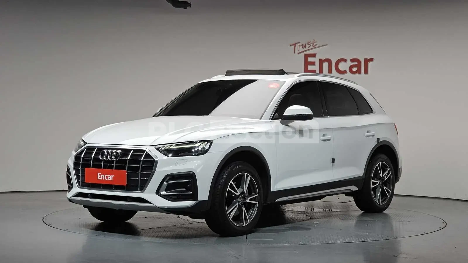Audi Q5 ПОДГРЕВИ * ПАНО * KEYLESS * АВТОКРЕДИТ 