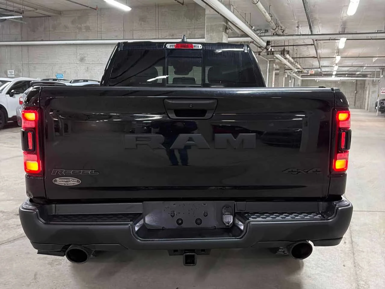 Dodge RAM 1500 * Rebel * CARFAX * БЕЗ ПЪРВОНАЧАЛНА ВНОСКА, снимка 4 - Автомобили и джипове - 55112237