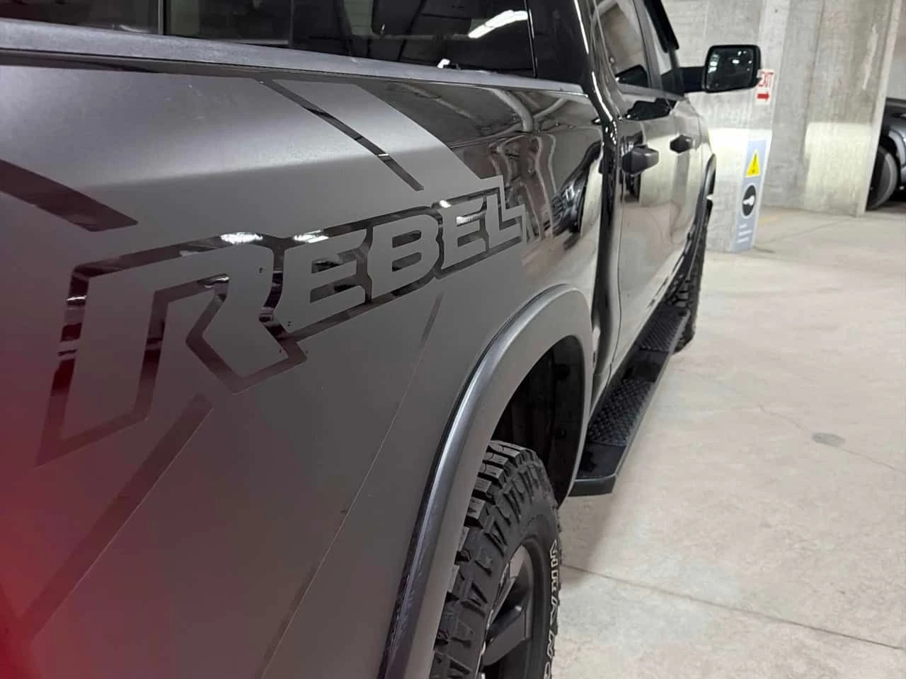 Dodge RAM 1500 * Rebel * CARFAX * БЕЗ ПЪРВОНАЧАЛНА ВНОСКА, снимка 15 - Автомобили и джипове - 55112237