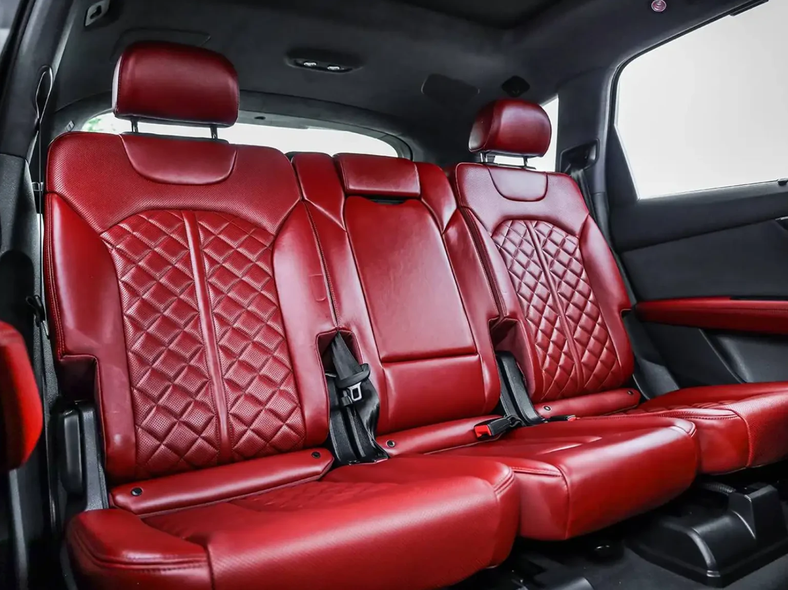 Audi SQ7 V8 Black Optics / Massage, снимка 9 - Автомобили и джипове - 55559081