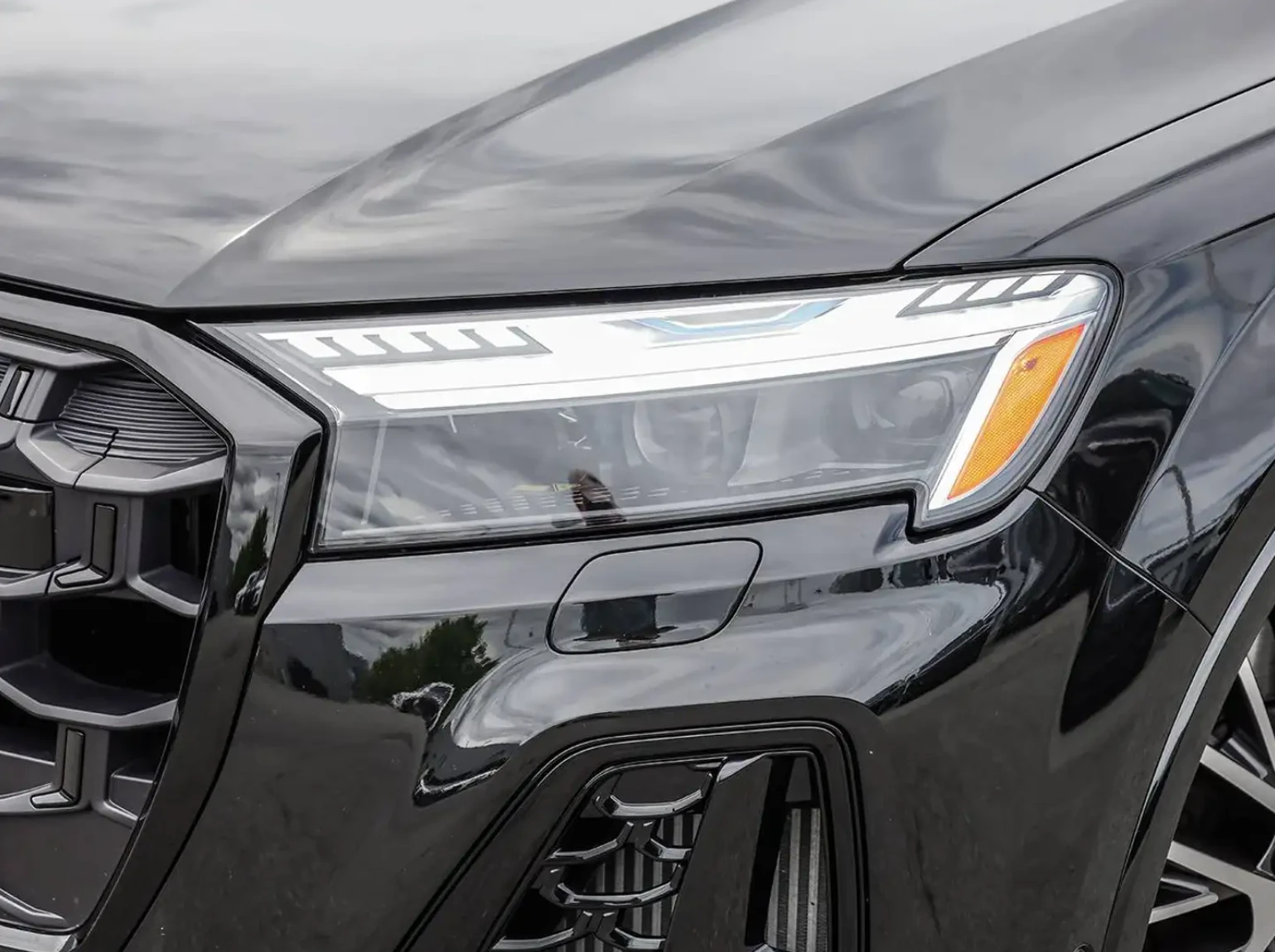 Audi SQ7 V8 Black Optics / Massage, снимка 12 - Автомобили и джипове - 55559081