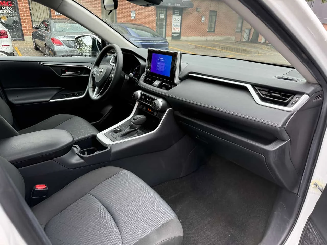Toyota Rav4 * Hybrid XLE * CARFAX * ОПЦИЯ ЗА ФИНАНСИРАНЕ * , снимка 17 - Автомобили и джипове - 55580651