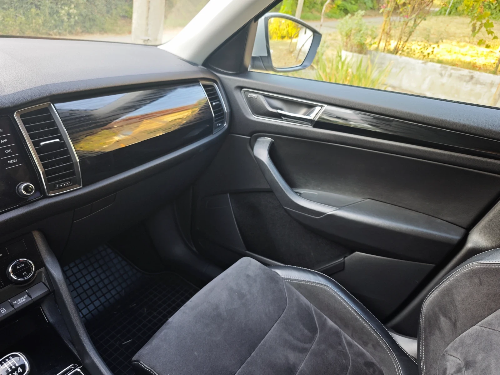 Skoda Kodiaq 2.0 TDI 4x4 116000km, снимка 10 - Автомобили и джипове - 55792843