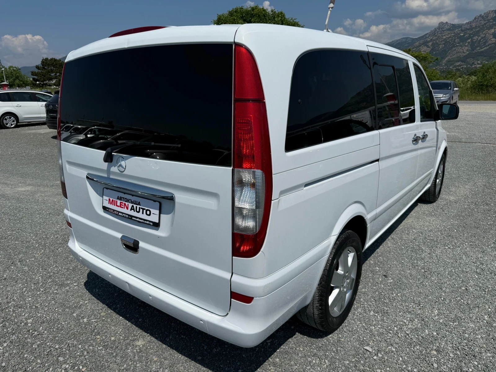 Mercedes-Benz Vito (KATO НОВА) - изображение 6