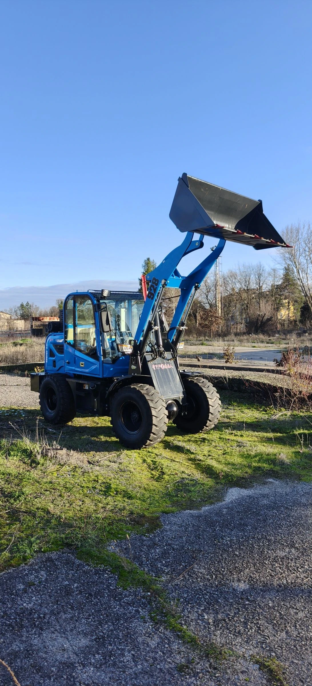 Челен товарач Друга марка НАЛИЧНИ!Челни товарачи 1200кг. VSN  GR928 Климатик, снимка 1