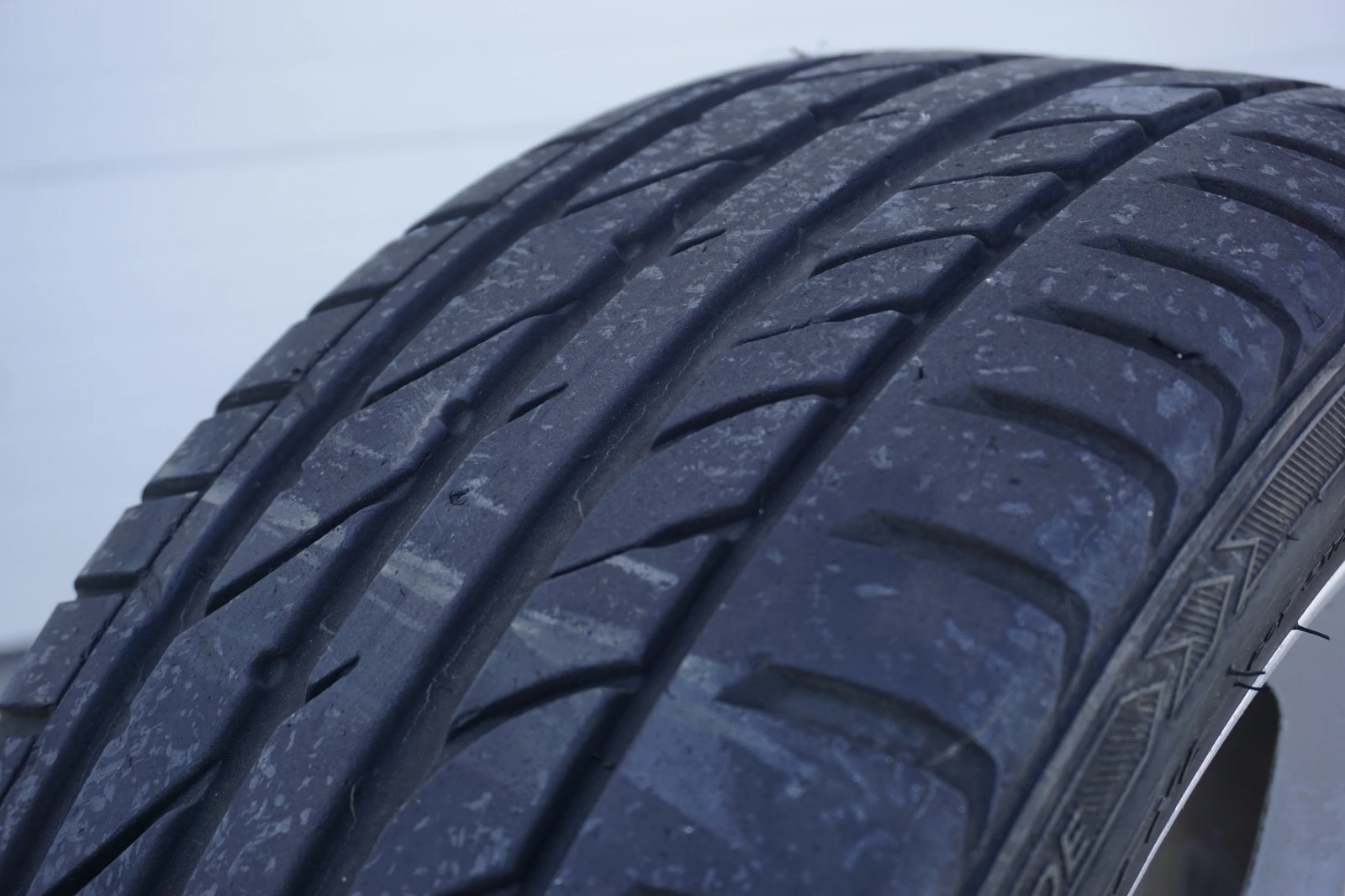    225/45R17  VW | Mobile.bg   5