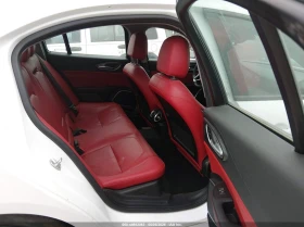 Alfa Romeo Giulia 2.0l Sport Rwd, снимка 8