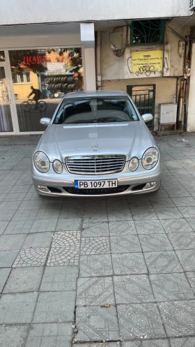     Mercedes-Benz E 320