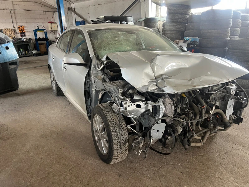 Renault Fluence 1.5dci, снимка 3 - Автомобили и джипове - 17598723