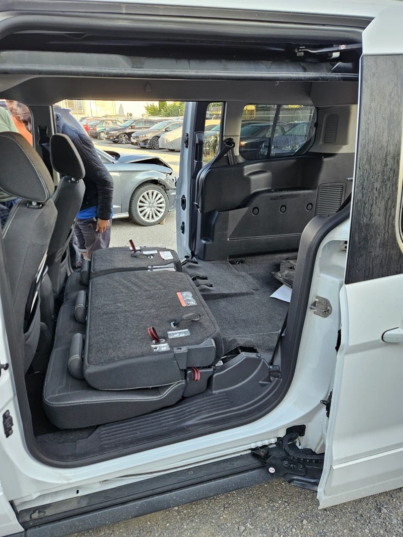 Ford Connect Tourneo, снимка 5 - Автомобили и джипове - 47360234