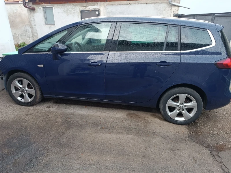 Opel Zafira 1.6 МЕТАН 5 БРОЯ, снимка 6 - Автомобили и джипове - 46489992