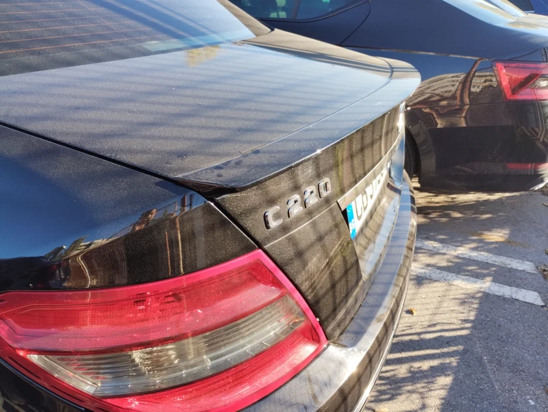 Mercedes-Benz C 220, снимка 5 - Автомобили и джипове - 47681176