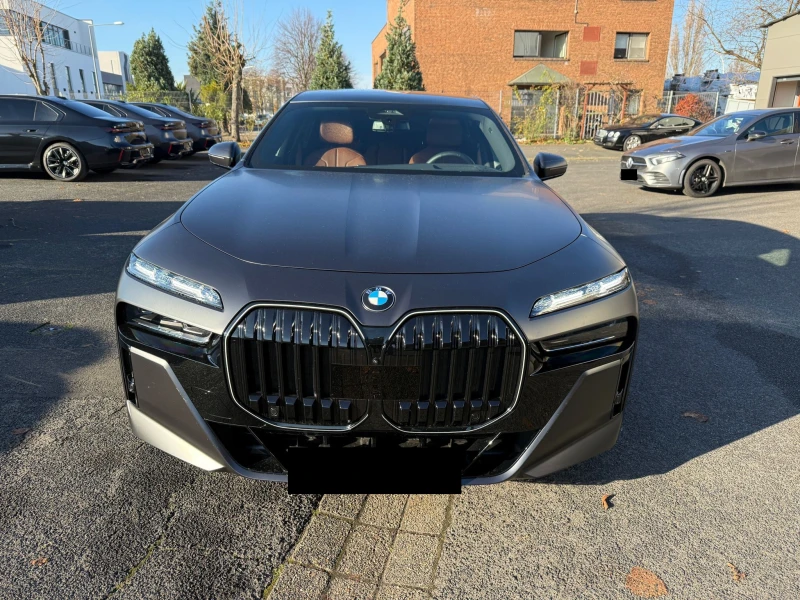 BMW 740 d xDrive M-SportPack, снимка 5 - Автомобили и джипове - 48154285