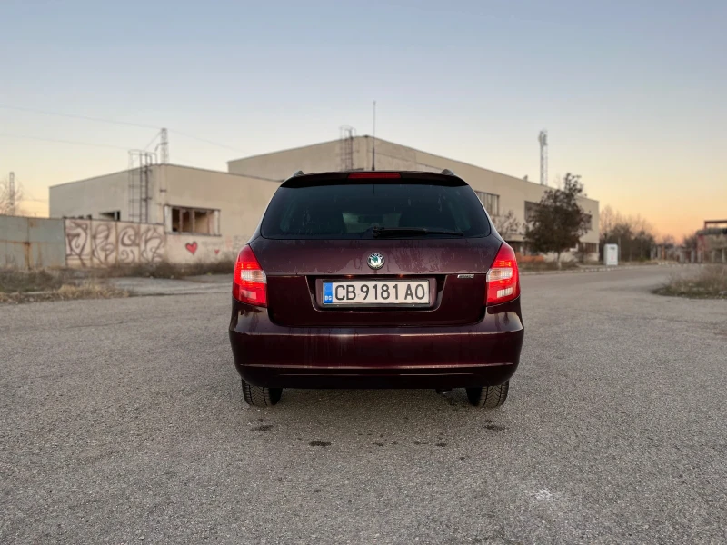 Skoda Fabia Нов внос с регистрация, снимка 4 - Автомобили и джипове - 48467462