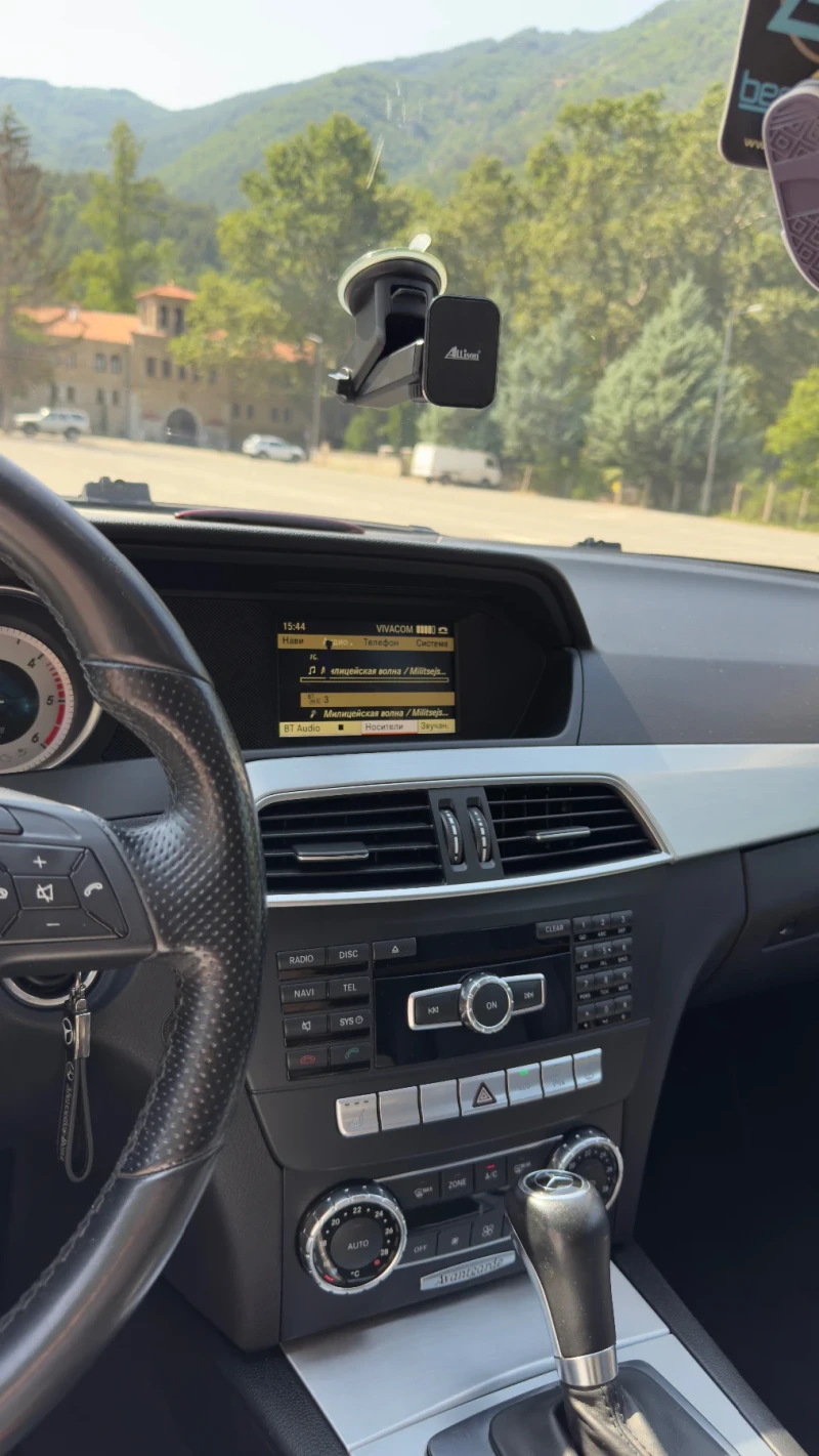 Mercedes-Benz C 220, снимка 12 - Автомобили и джипове - 51598991
