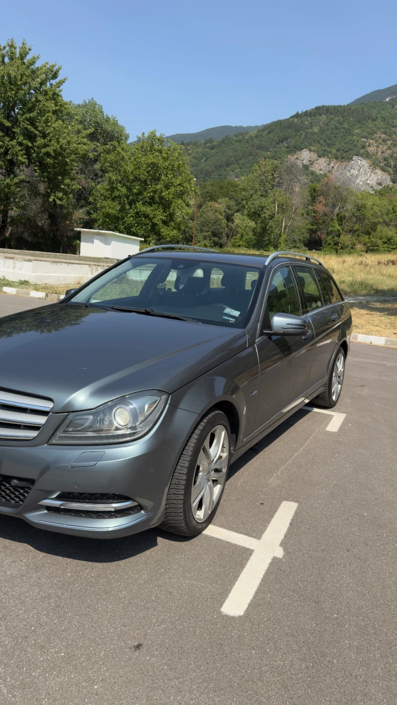 Mercedes-Benz C 220, снимка 6 - Автомобили и джипове - 51598991