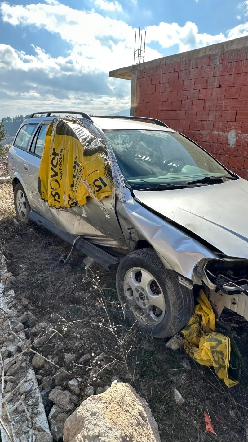 Opel Astra, снимка 8 - Автомобили и джипове - 52401893